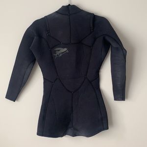 Patagonia R1 Front Zip L/S Spring Suit size 8